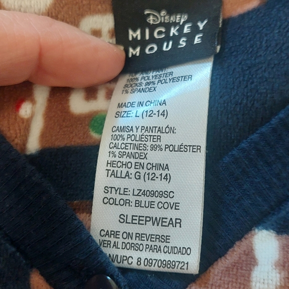 Disney Fleece L/S Pajama Top, Large, Mickey And Minnie Gingerbread - Picture 4 of 4